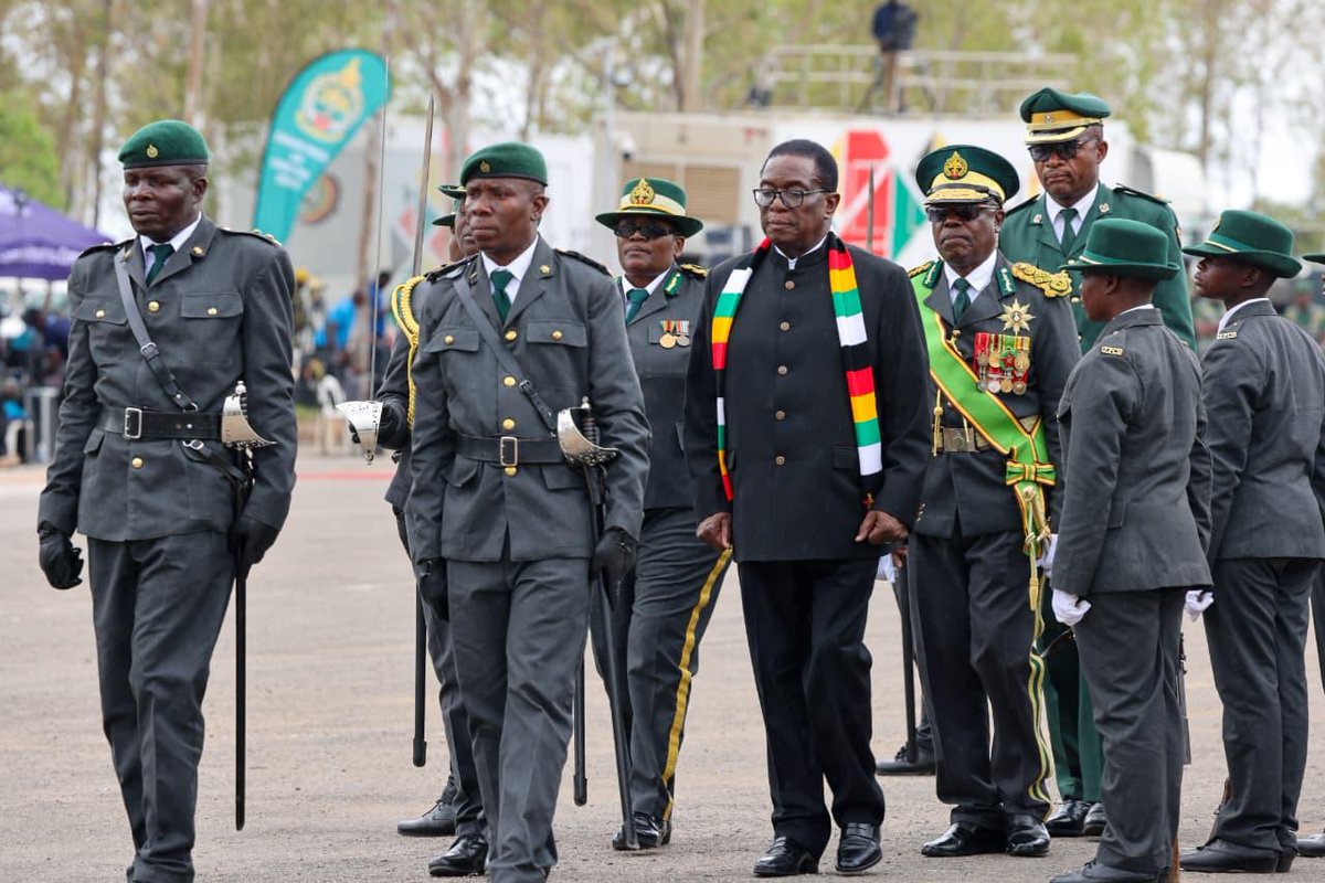 President of Zimbabwe tweet media