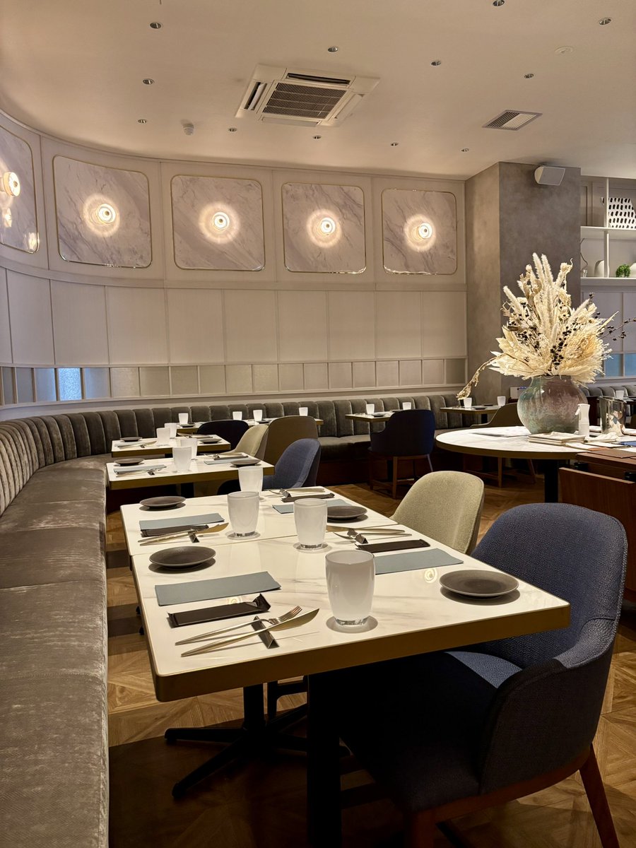 cstkhs's tweet image. 学友さん達と素敵なランチコース🥂✨
帰宅して作り置きに励む👩‍🍳

こないだフレンチトースト作った時に
余った牛乳やホイップを消費するため
チョコバナナマフィンも作ってみた🍫🍌