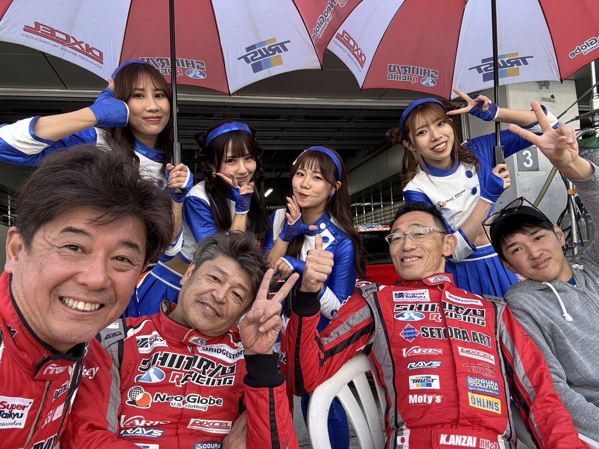 HitoshiGOTOH's tweet image. S耐最終戦FSW。

7号車の予選は
3番手でした。

6号車は…
ポールポジション！

明日はシンリョウ1-3スタートからW表彰台を目指します！

毎戦そんなこと言ってるけど、いよいよ最終戦。
がんばります。

7新菱オートDXL☆MART☆VARIS EVO Ⅹ

6新菱オートDXL☆ネオグローブEVO Ⅹ…