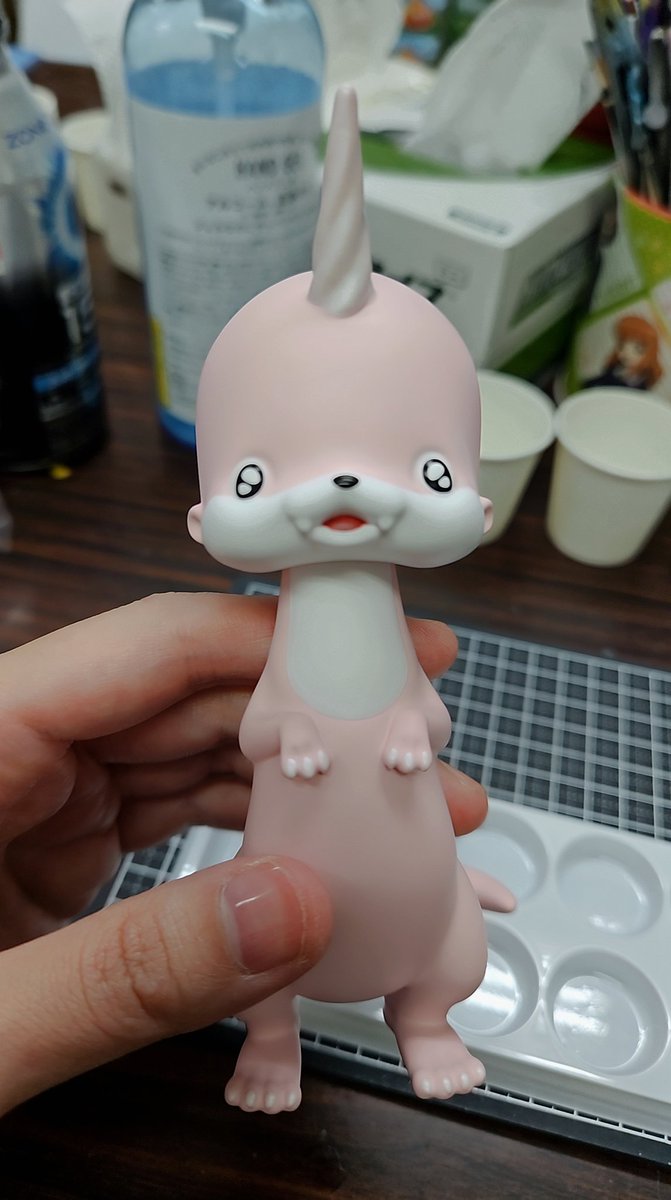 RT @sabuaoyu: 元のイッカクカワウソさん→塗り 角度で元の素体の色が