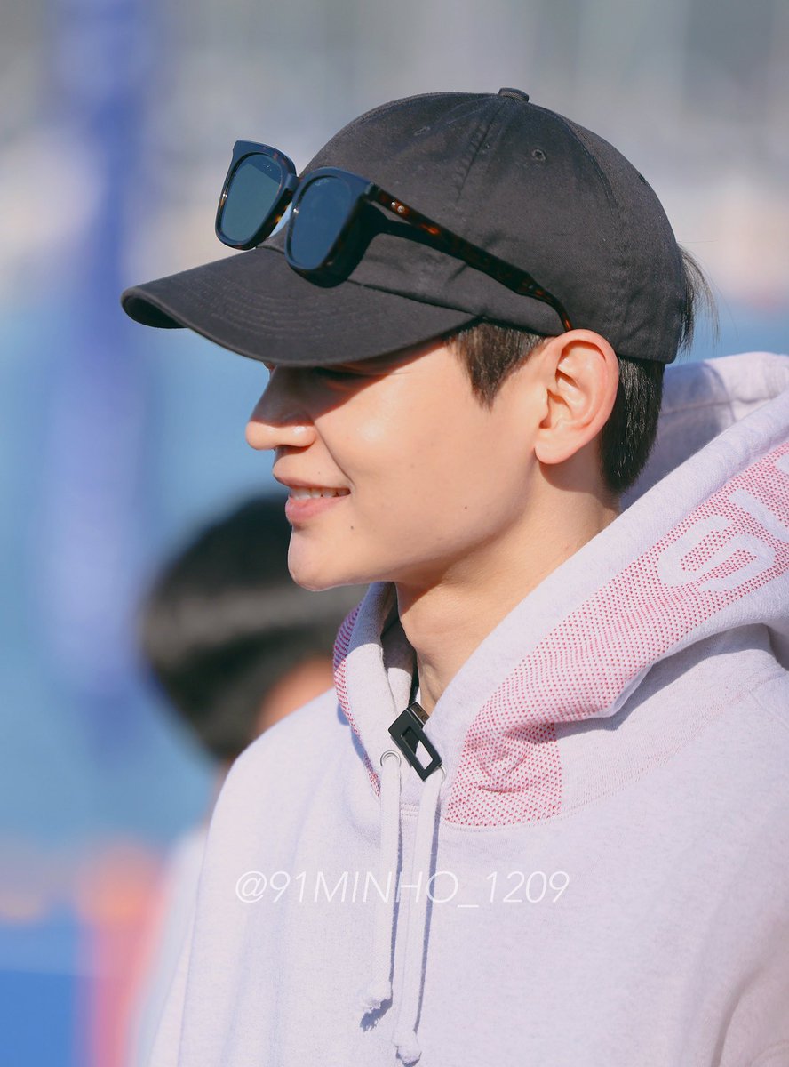 91MINHO tweet media