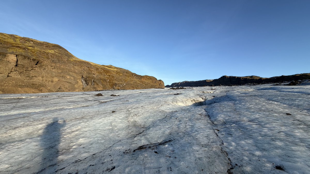 satofishi's tweet image. Glacier training on Sólheimajökull.

Next stop: Olavtoppen