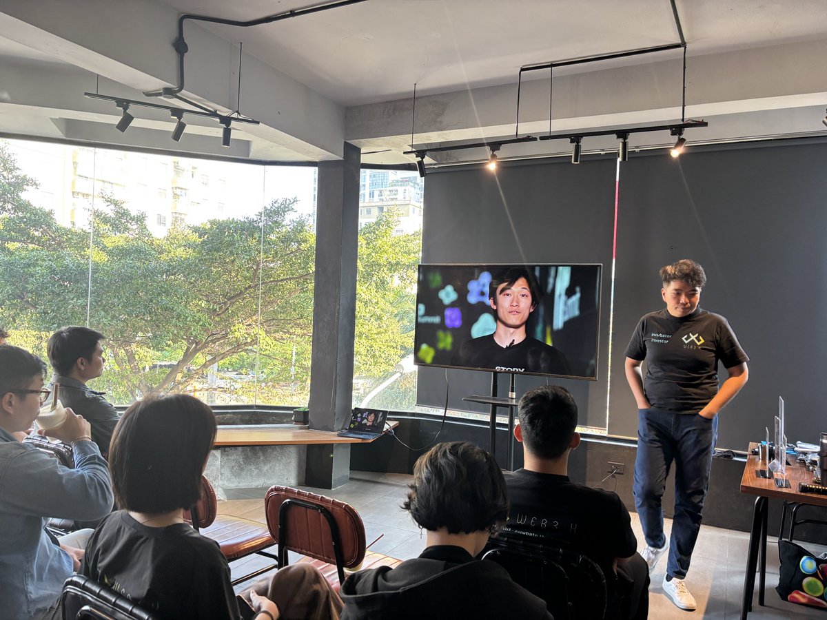 W3X_NW's tweet photo. 💡💡 𝐃𝐞𝐞𝐩 𝐢𝐧 𝐭𝐡𝐞 𝐬𝐞𝐬𝐬𝐢𝐨𝐧 𝐚𝐭 𝐒𝐭𝐨𝐫𝐲 𝐏𝐫𝐨𝐭𝐨𝐜𝐨𝐥 𝐇𝐚𝐧𝐨𝐢 𝐌𝐞𝐞𝐭𝐮𝐩!

@StoryProtocol  #Web3X #StoryProtocol #Web3Community #Builders https://t.co/4XeCtTG1kp