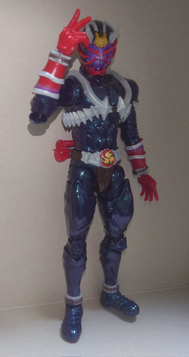 ggrasperZX 仮面ライダー響鬼みたいなタイプだったら、これでも目立た