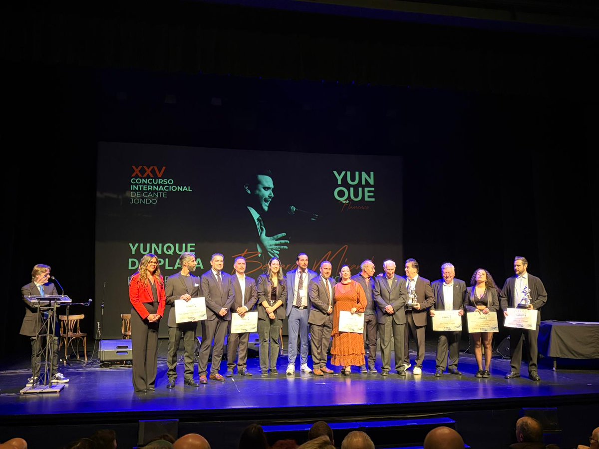 FederacionFecac's tweet photo. ¡¡Broche de oro a una nueva edición del @fecac.yunqueflamenco!! 

Anoche vivimos una velada inolvidable en la gran gala de entrega de premios del XXV Concurso Internacional de Cante Jondo Yunque Flamenco. Emoción, arte y duende en cada rincón. https://t.co/etiUoMZEJZ