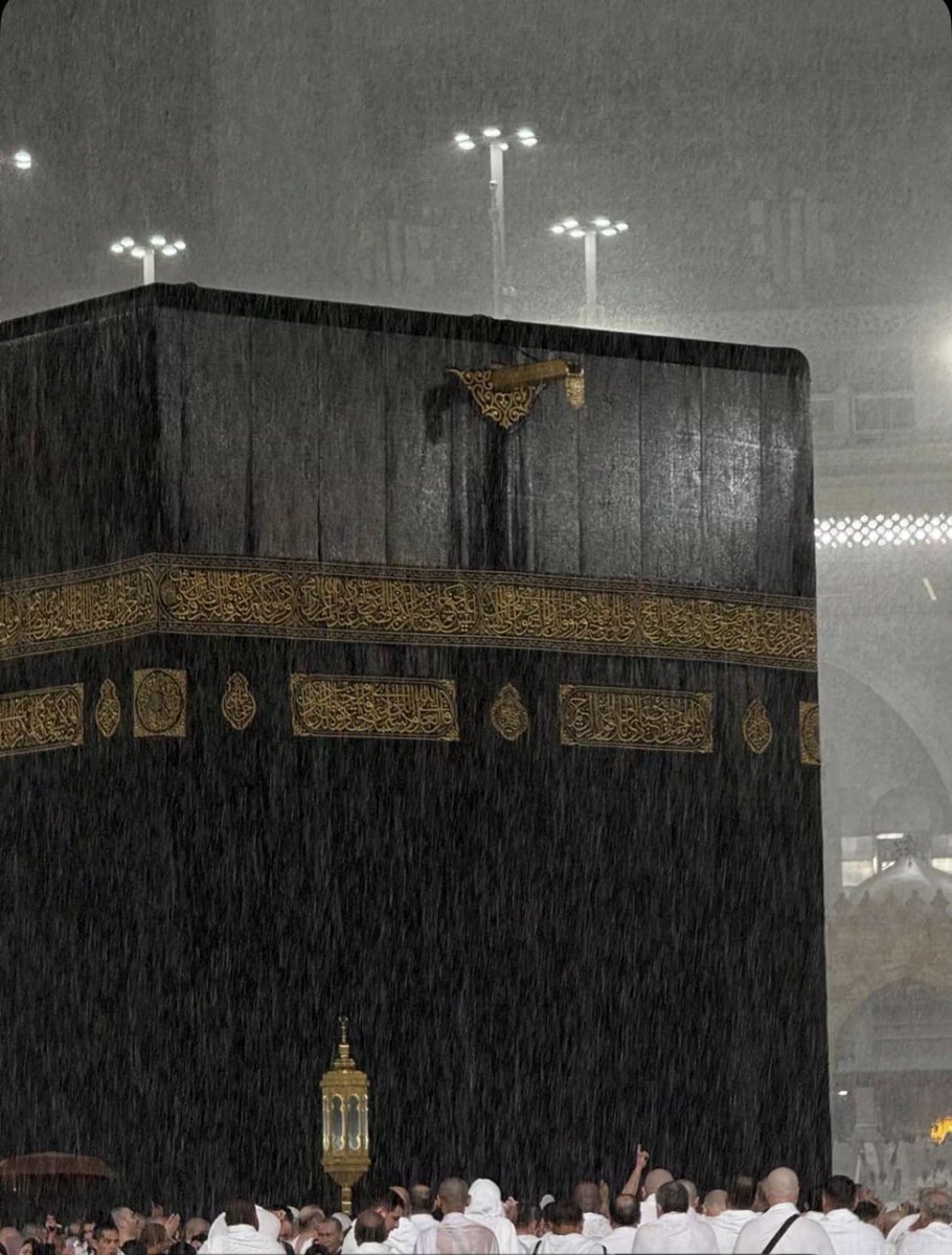 theholymosques's tweet photo. 🕋🌧️ https://t.co/MbSZAm0ZMb