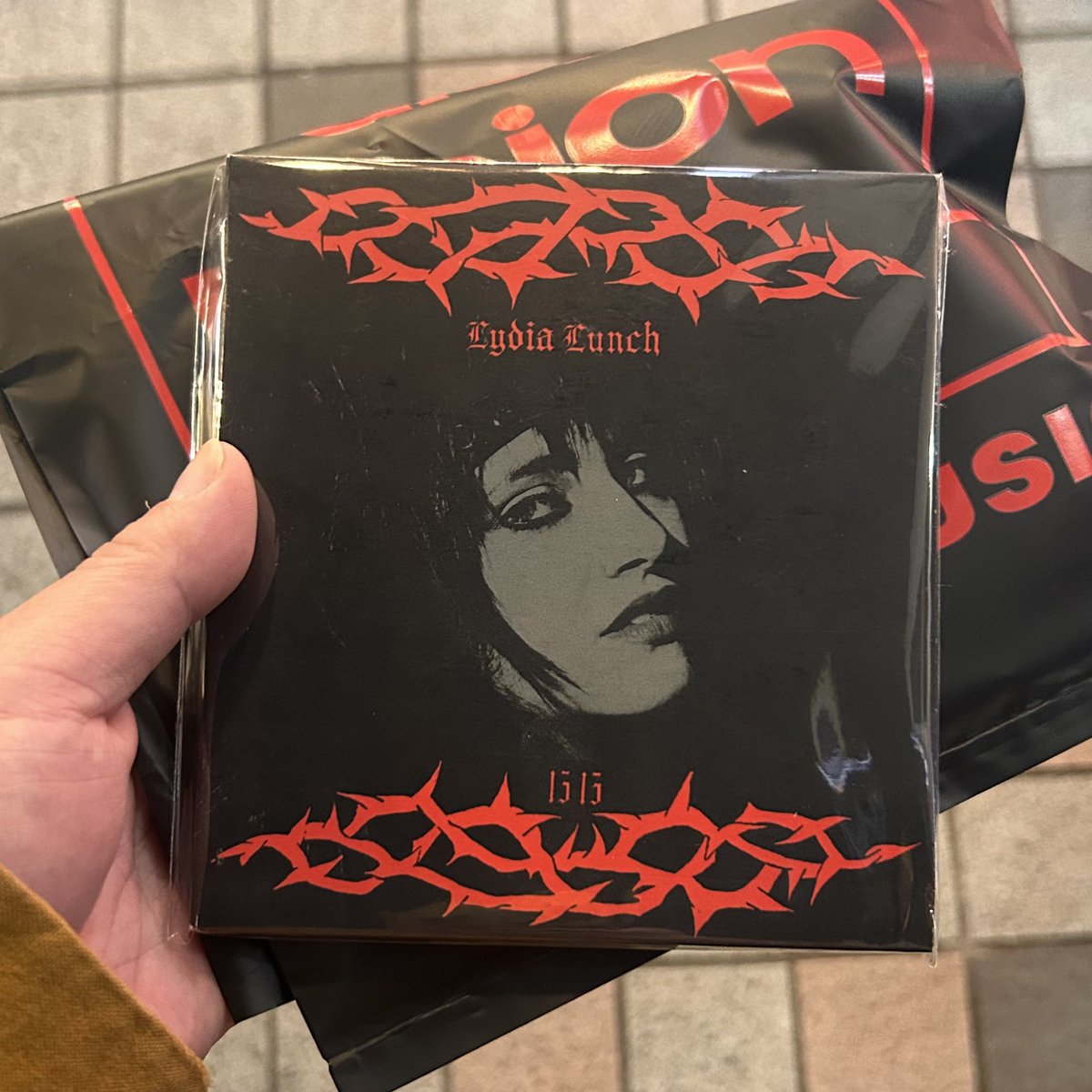 映画間に合わなかったおかげでリディア・ランチの持ってないやつ買え