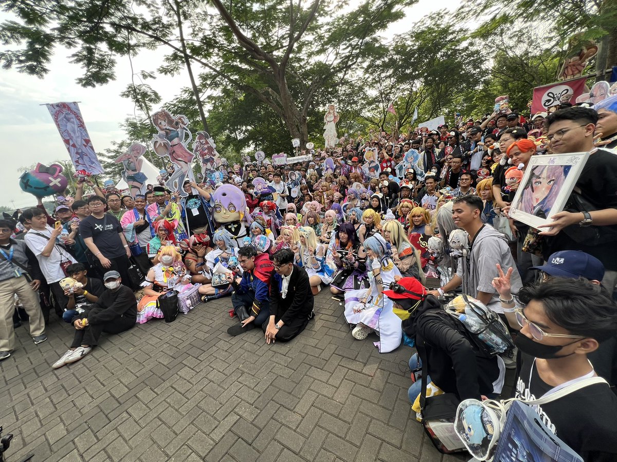 #holoIDChromaticFuture