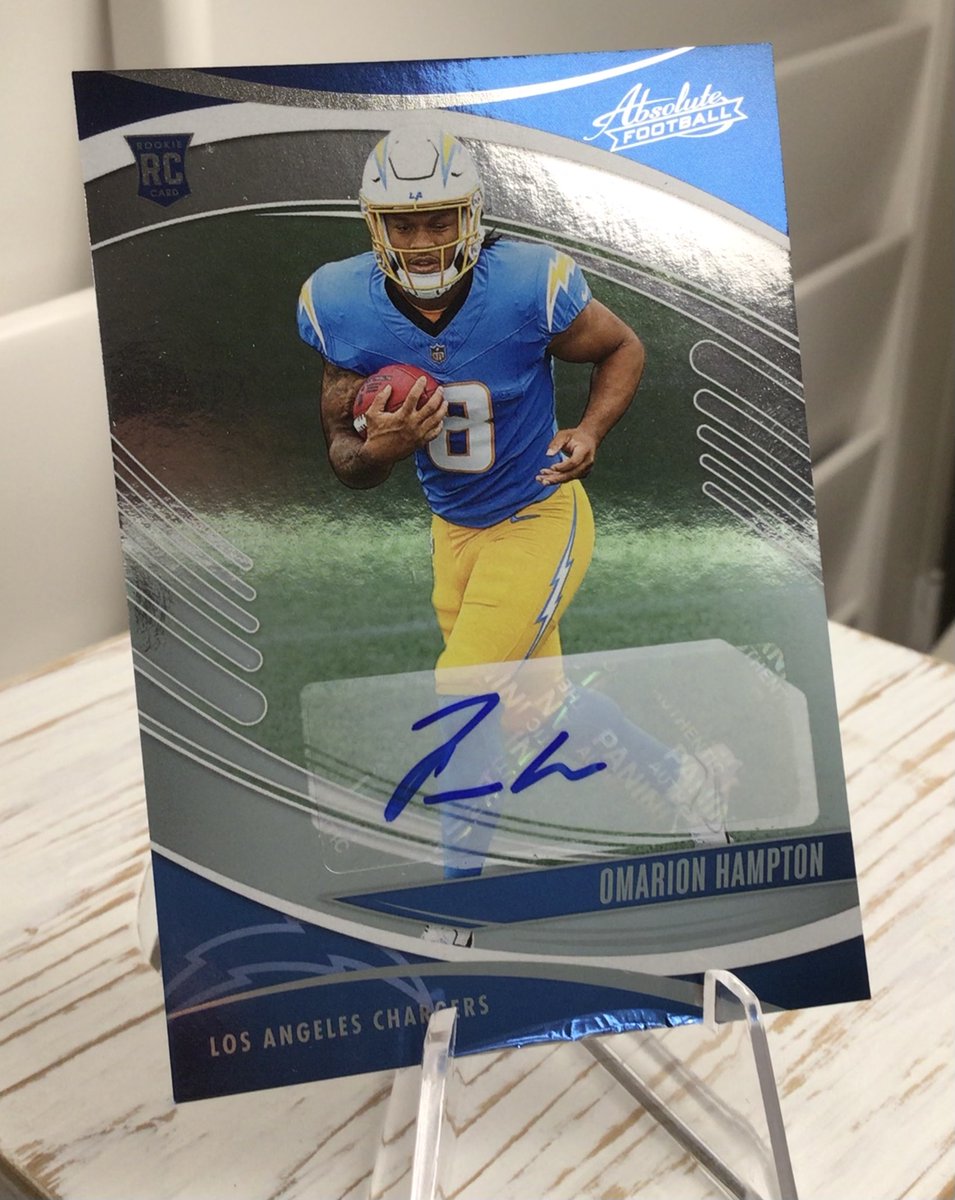 du47222292's tweet image. Second giveaway: 2025 Panini Omarion Hampton Auto (slight blemish) #Giveaway #Chargers
Like✅Follow✅Repost✅