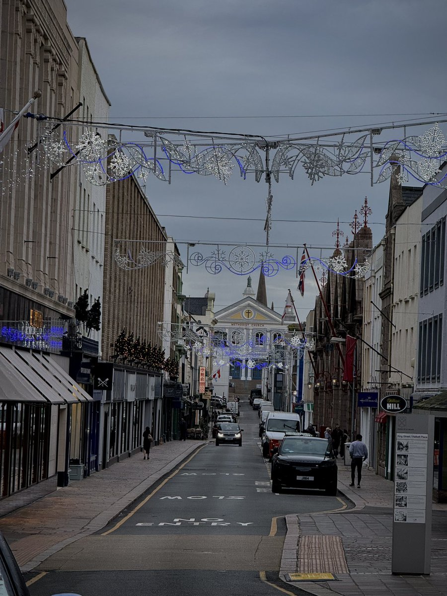 Happy (checks calendar) Mid Nov 🙄