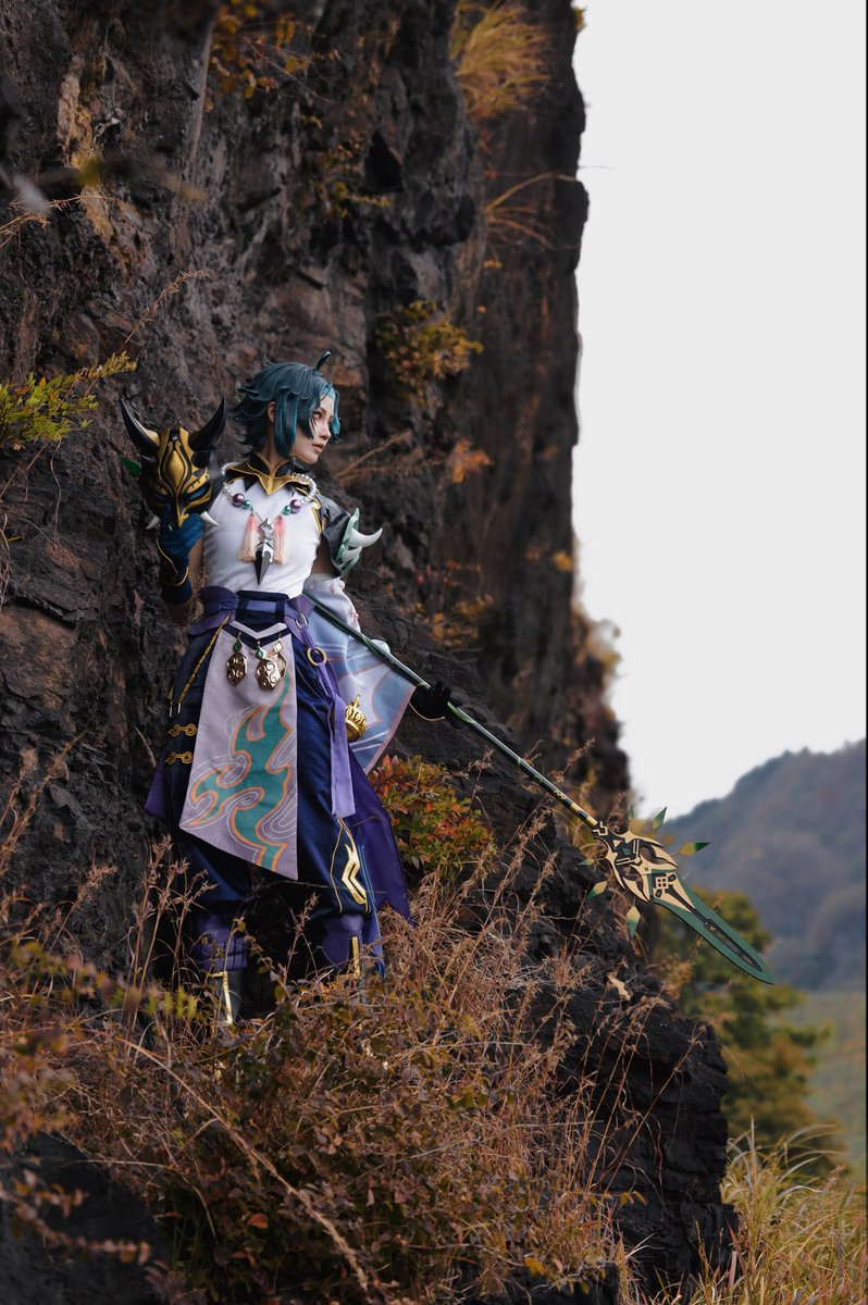 ERIE3gold's tweet image. ✼••┈┈┈┈cosplay

✦原神GenshinImpact
✦魈 Xiao

📷@zweit01 
※ロケ地許可済み