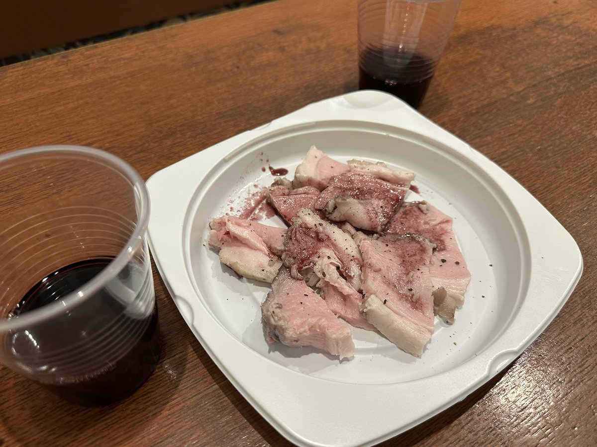相生フェスからの蒲田元気大作戦。
義弟たちと合流して、酔イ良イ→Bisteria Pieno ではしご酒。
前売りチケットでいつものお店と違うお店の開拓をするキッカケになりますね！

マグロを塩とワサビでいただきました。
粋な食し方でお酒もすすみました。

今日は西口、明日は東口で開催です🎵