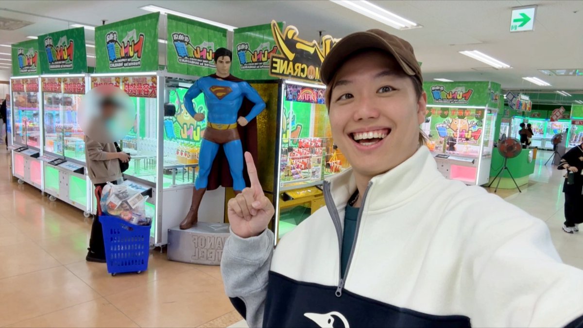 one_more_mokkai's tweet image. 今から配信やります！
もっかい→YouTube(アーカイブあり)
もじゃ→TikTok(アーカイブはメンバー限定)
ぜひ明日の参考にご視聴ください！！！

九州にヤバいゲーセンがオープンができたので潜入調査します😎〜クレーンゲーム・UFOキャッチャー〜 youtube.com/live/gLM_W8sc2… @YouTubeより