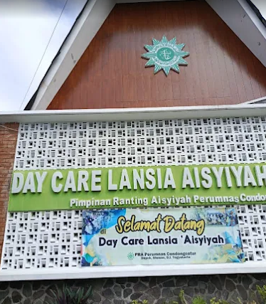 bukupembaharu's tweet image. Meanwhile, Muhammadiyah through the role of 'Aisyiyah