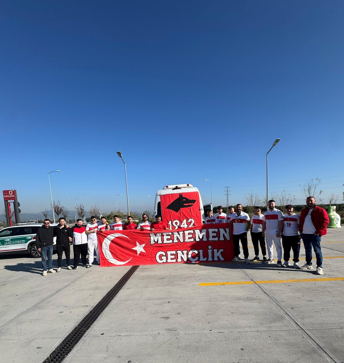 Milli Takımımızın Bulgaristan ile karşılaşacağı Dünya Kupası ön eleme maçı için Bursa yolundayız!  🇹🇷