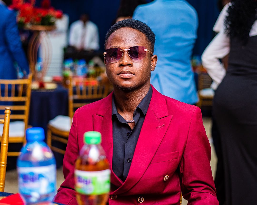 Semi_dev9's tweet image. It’s my birthday guysss. 🥹♥️