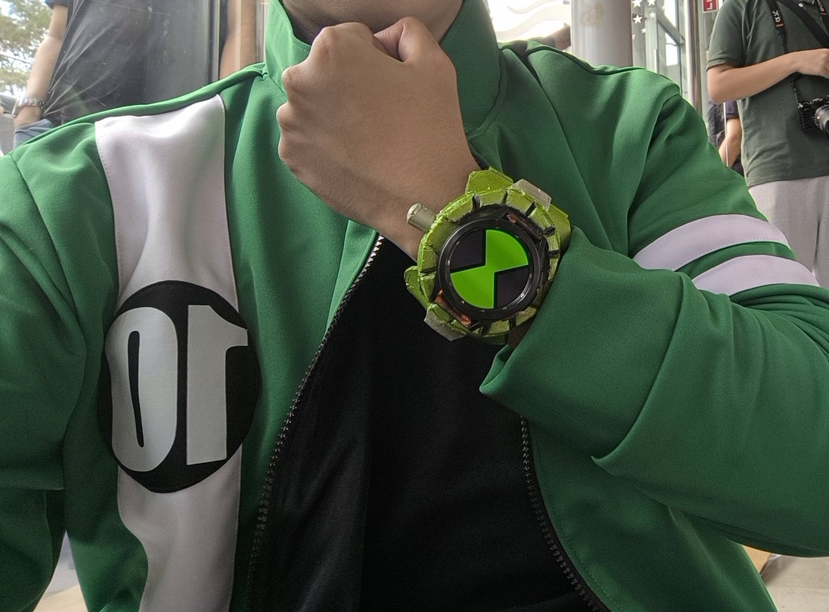 Lesgooo ganti... IT'S HERO TIME!!!