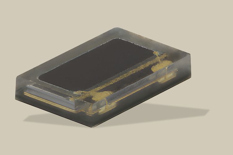 components101's tweet image. Vishay has introduced the VEMD8083 silicon PIN photodiode, offering high speed, wide spectral coverage, and a compact 3.2 mm × 2.0 mm package for biomedical sensing.
Read More - components101.com/news/vemd8083-…

@VishayIndust 
#TechNews #ProductNews #Biomedical #Sensors #Electronics