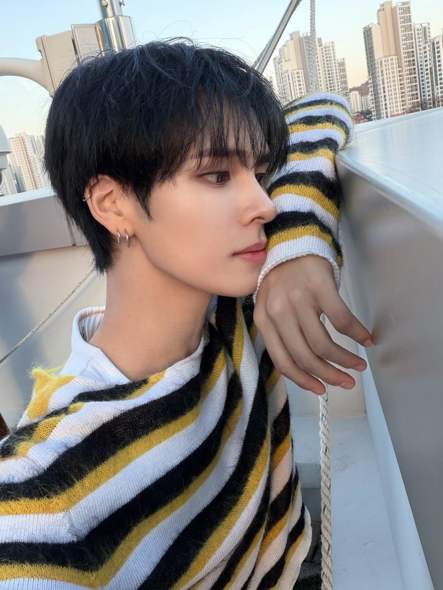 CRAVITY_twt's tweet photo. 음악중심🍋
#세림 https://t.co/K8fLXlVIs4