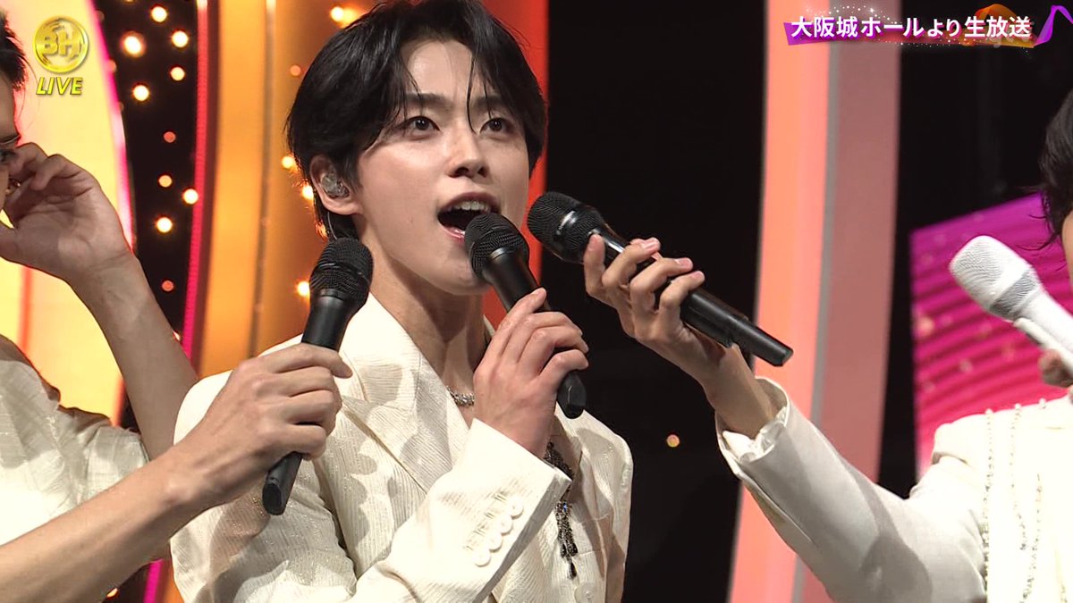 _LAPONE_ENT_'s tweet image. 致死量のマイク