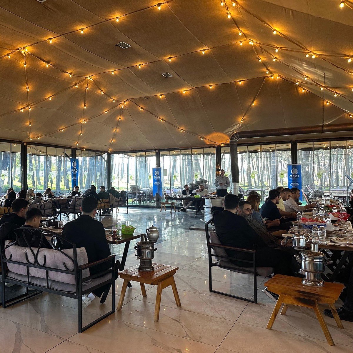 agdarnavutky's tweet image. AGD Arnavutköy Temsilciliği olarak, “Liseli Gençler Efendimizin izinde Siyer-i Nebi Yarışması” kapsamında. Düzenlediğimiz kahvaltı programında okul idarecilerimizi ve hocalarımızı, AGD İstanbul İl Liseler Komisyon Başkanımızın Katılımıyla ağırladık.