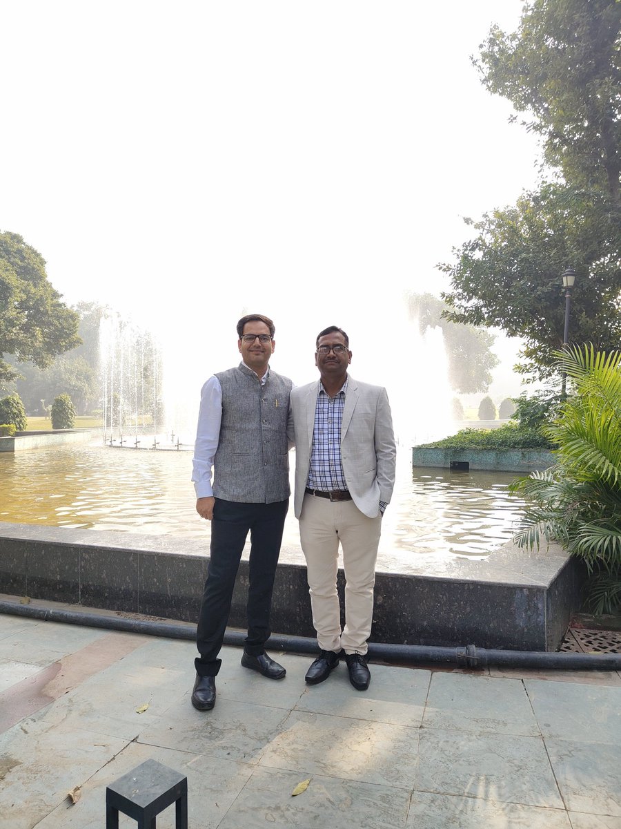 nirajkumar1988's tweet image. A fruitful visit to Rajbhavan (Governor House) Lucknow for NAAC presentation.