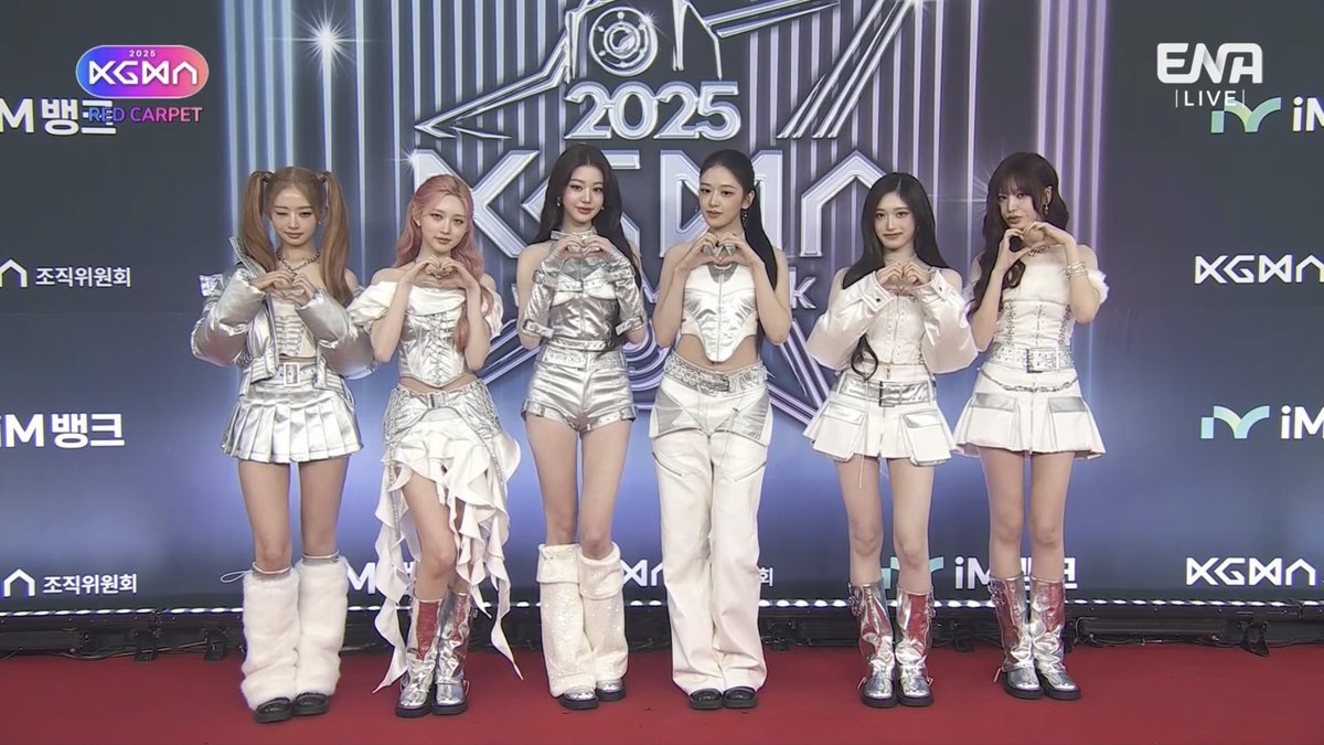 G5yPG4ca8AETtV4?format=jpg&name=medium