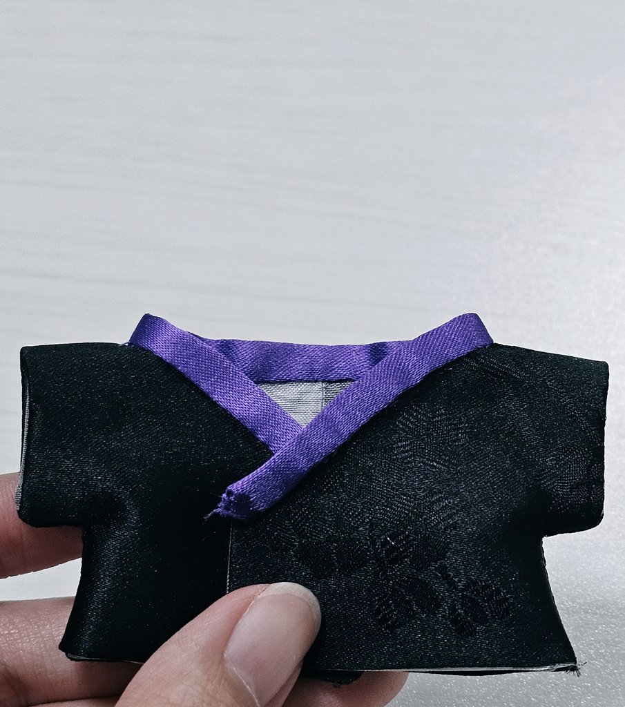 Doyamyami's tweet image. 1n년만의 바느질 치고는 잘 했다고 생각해...
오늘 바지도 만들어줘야지