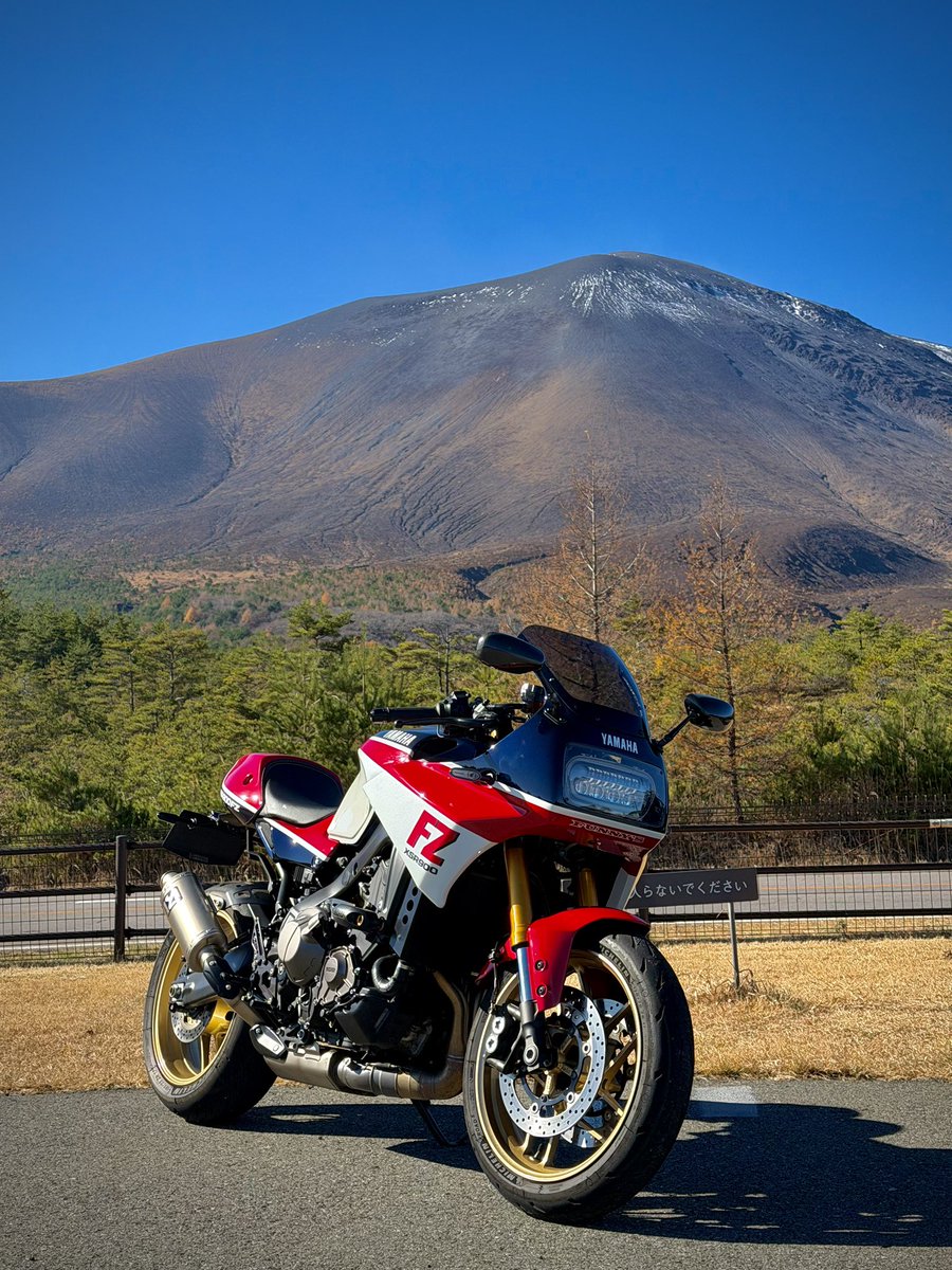 KAZUページ Kawasaki Motorcycle 2009 OEM Parts Diagram for Fuel Tank(1/3