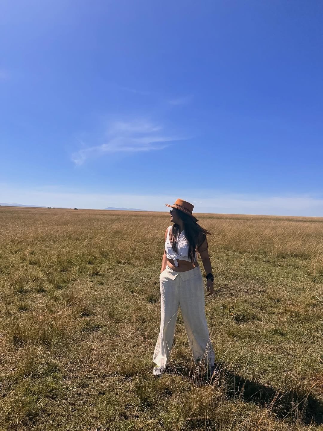 G5yR3QsbkAE0Ly7?format=jpg&name=large