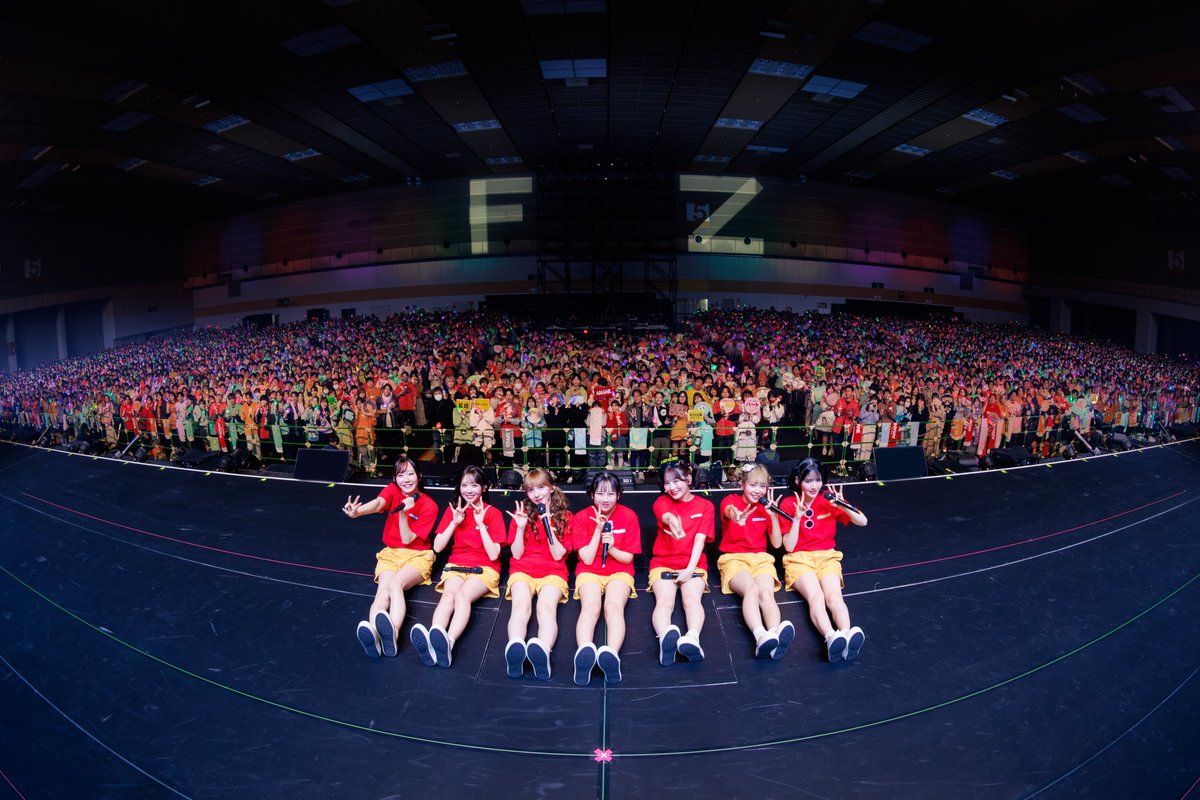 ✨💥🍑【本日のはちゃめちゃ集合写真】🍑💥✨

🗓️2025年11月15日(土) 
📍＠インテックス大阪5号館 
『FRUITS ZIPPER Road To TOKYO DOME ～はちゃめちゃわちゃライブ！～』🍑💚🩵💜💛🧡❤️🩷

🎧『はちゃめちゃわちゃライフ！』はこちら
kawaii-lab.lnk.to/Hacha_Mecha_Wa…

【『JAM』MV🍇🍈🍊🍑🍒🍋🫐】