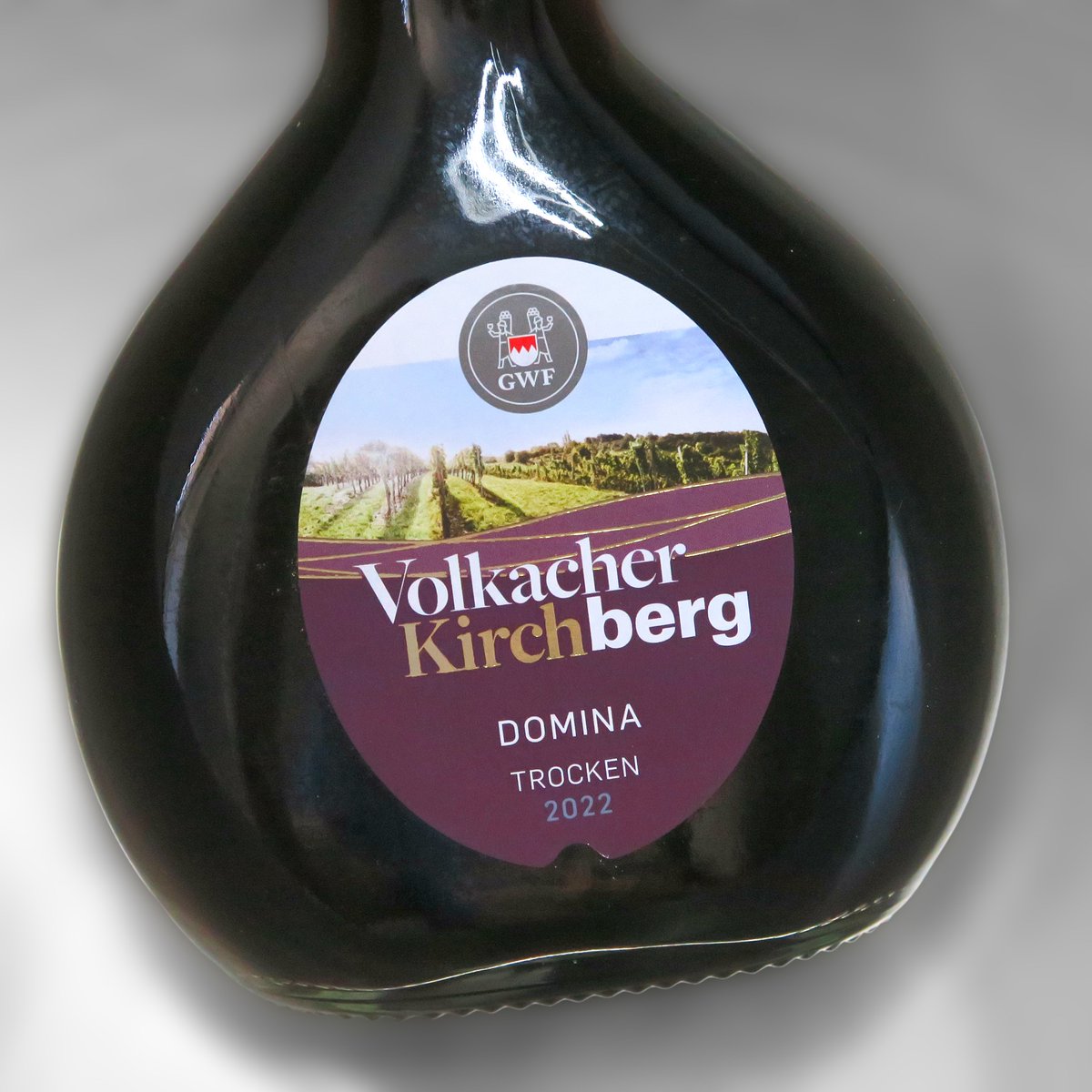 Wijn-Blog: Winzergemeinschaft Franken eG Volkacher Kirchberg Franken Domina Trocken 2022
wijn-blog.blogspot.com/2025/11/winzer…