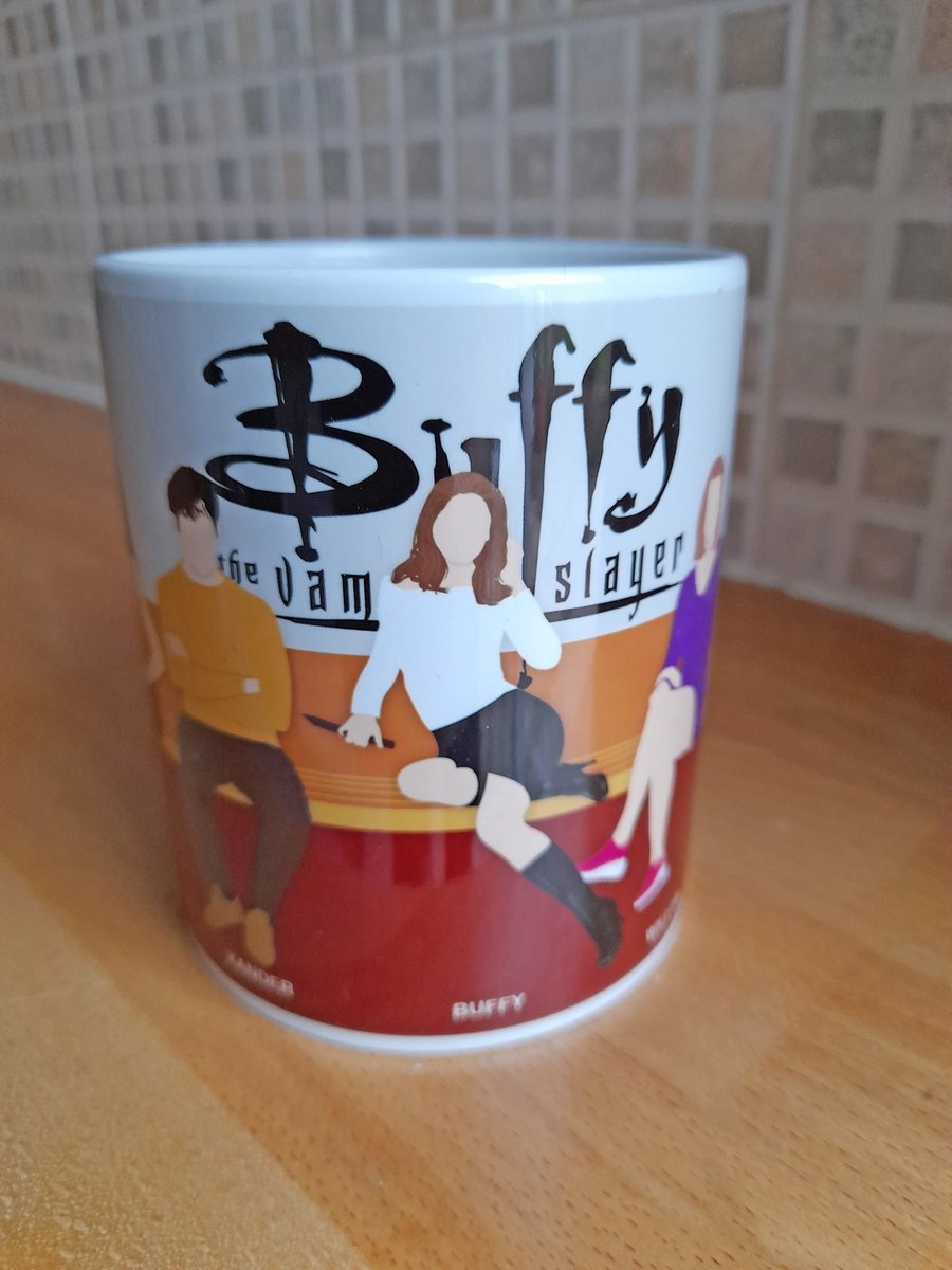 There are 41 days until the big day!!! 🎅🏻🎄🥳
Take a look at these quirky stocking fillers for any music fan, movie buff or sports fanatic...
etsy.com/uk/shop/Prints…
#Christmas2025 #UKGiftHour #UKGiftAM #prints #print #art #music #georgemichael #buffy #guinness