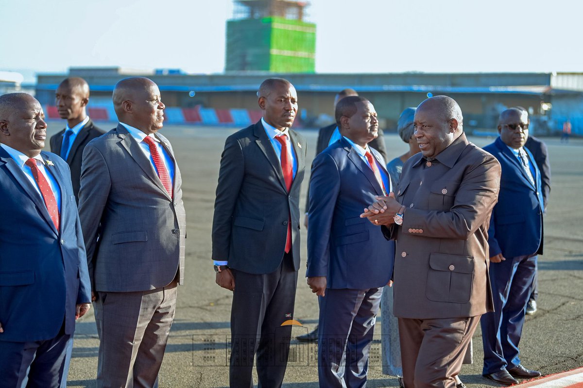 Le Chef de l'Etat S.E. <a href="/GeneralNeva/">SE Evariste Ndayishimiye</a> se rend à  Kinshasa en République Démocratique du Congo. L'objet de son déplacement consiste à  prendre part au 9è Sommet des Chefs d'Etat et de Gouvernement de la CIRGL.