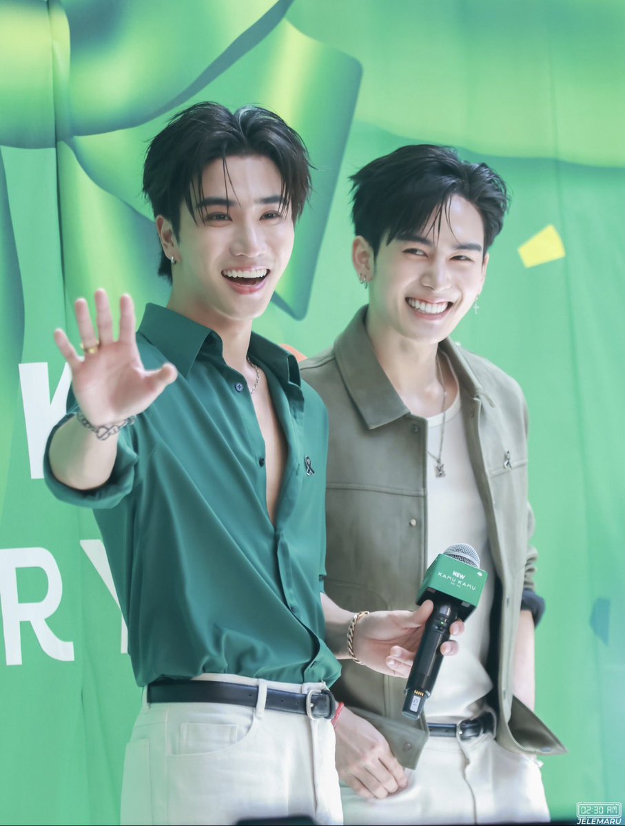 santadolll's tweet image. That smile could cure anything...

PERTHSANTA JOY KAMUTEA   #NEWKAMUEVENTxPerthSanta