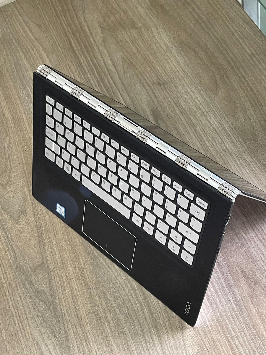 DouglasWalulya's tweet photo. Lenovo Yoga 900s 
Intel ®️ Core 7- Y75
RAM 8GB, SSD 256GB
Speed 1.5~ 3.5  @4 CPUs
12’5", X360 Convertible, Keyboard light, type c slot ,USB 3.0

For your orders and delivery please contact 0701844780 https://t.co/we6GiRuRDd
