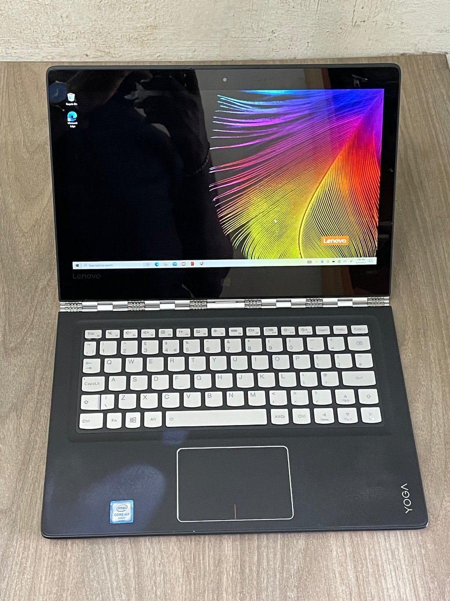 DouglasWalulya's tweet photo. Lenovo Yoga 900s 
Intel ®️ Core 7- Y75
RAM 8GB, SSD 256GB
Speed 1.5~ 3.5  @4 CPUs
12’5", X360 Convertible, Keyboard light, type c slot ,USB 3.0

For your orders and delivery please contact 0701844780 https://t.co/we6GiRuRDd