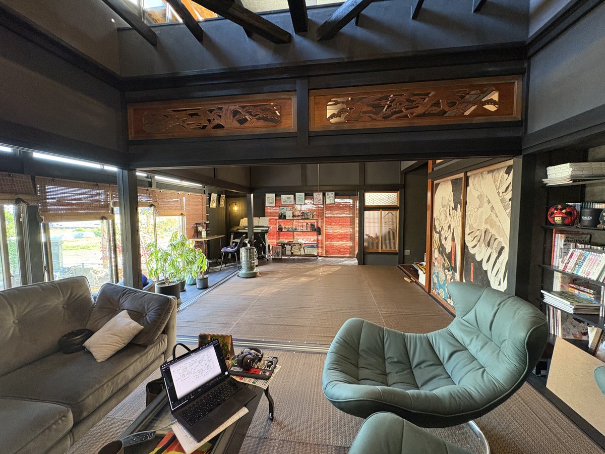 ゲ謎から昭和の家に住みたいって思って、マンション住まいをやめて田舎に古い家買って改造して住むに至った。まだ改造中。