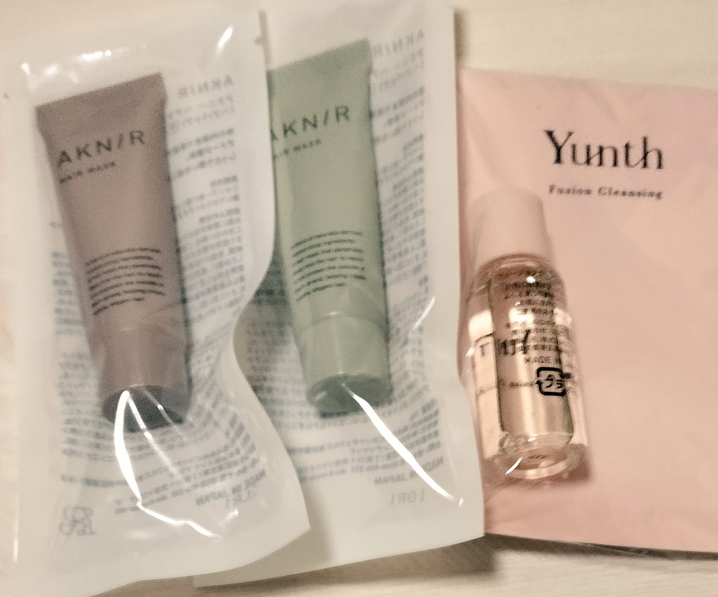 オトナの美容祭のお土産バッグに入っていた😊
早速今夜使ってみるー