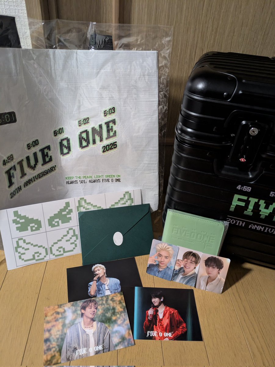 Yumi_0810's tweet photo. ์์ด!!์์ผ๋ก ์ ์จ์ใ
๐ฆ
#fiveoone
#travelset https://t.co/TtiBi4r6GH