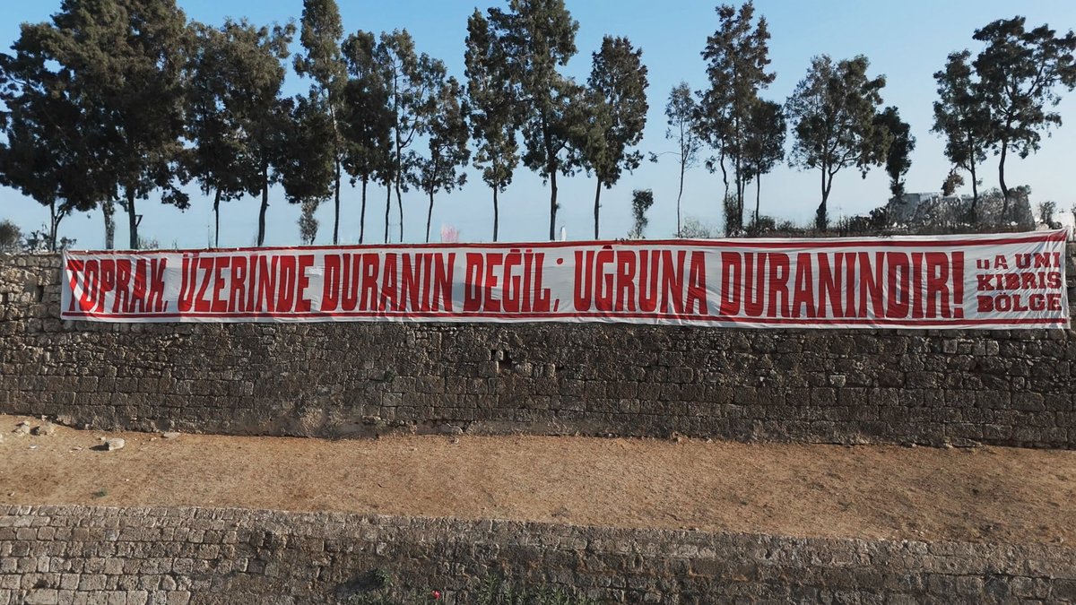 TOPRAK, ÜZERİNDE DURANIN DEĞİL; UĞRUNA DURANINDIR! #ultrAslanUNI