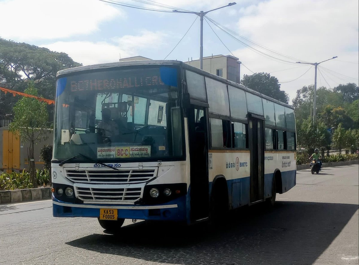 Ss2787's tweet image. One of the good concepts for inter roads connector, but didn&apos;t last long . Survivor with good frequency Magadi &amp;amp; Tumkur road 
BC-8  : Chikkabanavara to Summanhalli via Dasarahalli,  Andrahalli, Sunkadgatte. Need to revive many such @FriendsofBMTC @BMTC_BENGALURU @ChristinMP_ ..