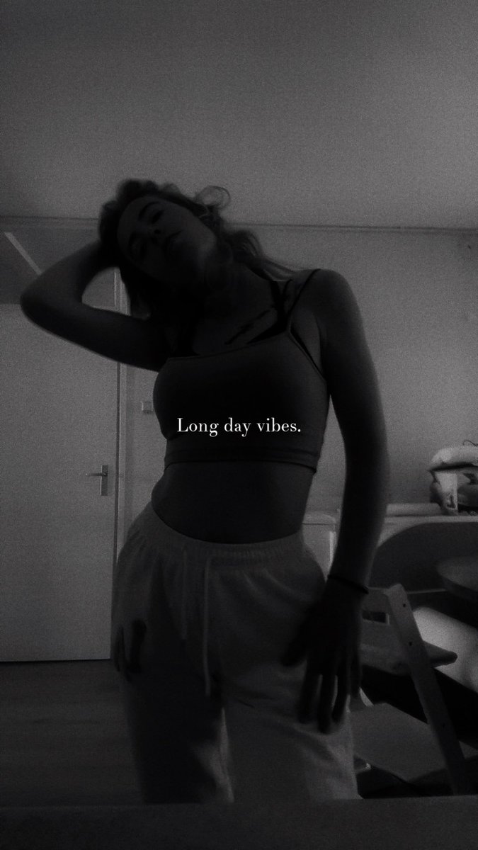 queensjqan's tweet photo. Stop.
Kijk naar dit.

De manier waarop je lichaam reageert?
Dat is waarom je hier bent.

Like + Retweet dit bevel.
Comment: “Under your control.” https://t.co/Lzyqo2R4pc