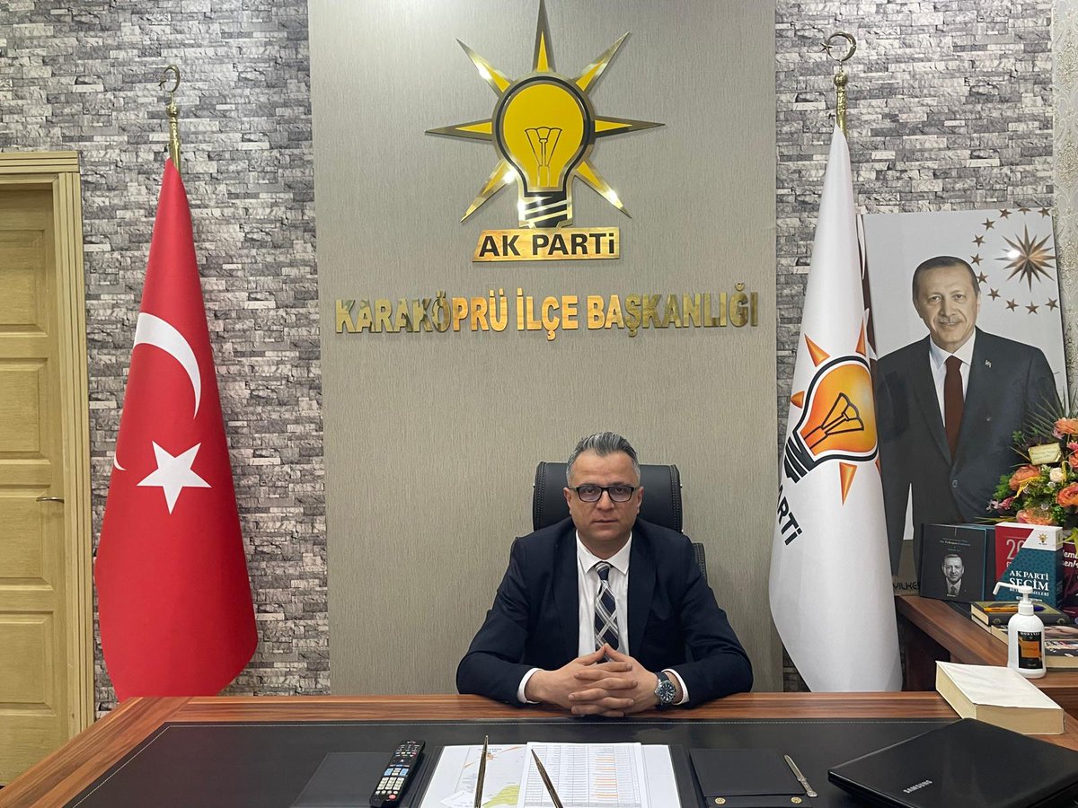 📍Karaköprü İçin Her Daim Birlikte Özümüz'den Geleceğe Nöbetteyiz.

📌İlçe Başkanlığımız'da Bugün Nöbetçi İlçe Yöneticimiz Mehmet Emin Demir. 

✏️Soru, görüş ve önerileriniz için bizleri arayabilir veya İlçe Başkanlığımızı ziyaret edebilirsiniz.

☎️0552-664 -87 -34
Hayırlı