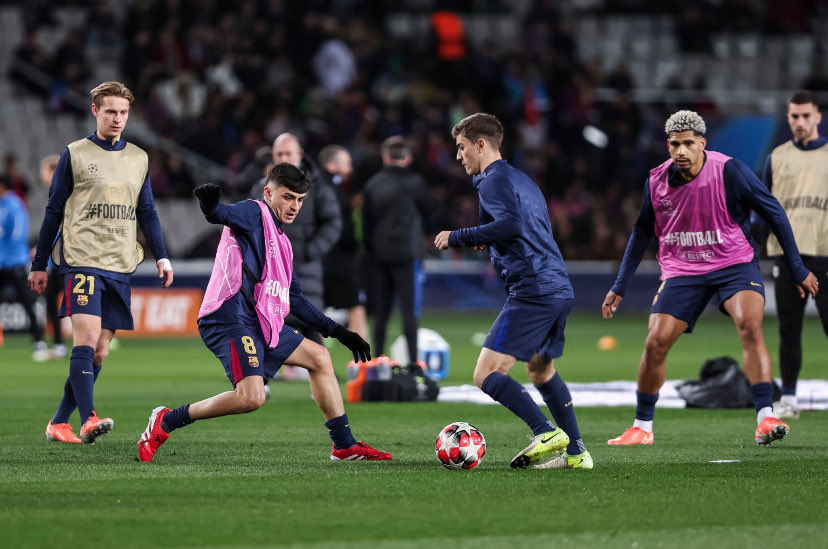 🚨— عــاجــل - MARCA :

غافي ، بيدري ، فرينكي سيغيبون عن مباراة أتلتيك بلباو ❌

آخر مرة غاب هذا الثلاثي معًا كان في مباراة لاس بالماس في مارس 2024 …