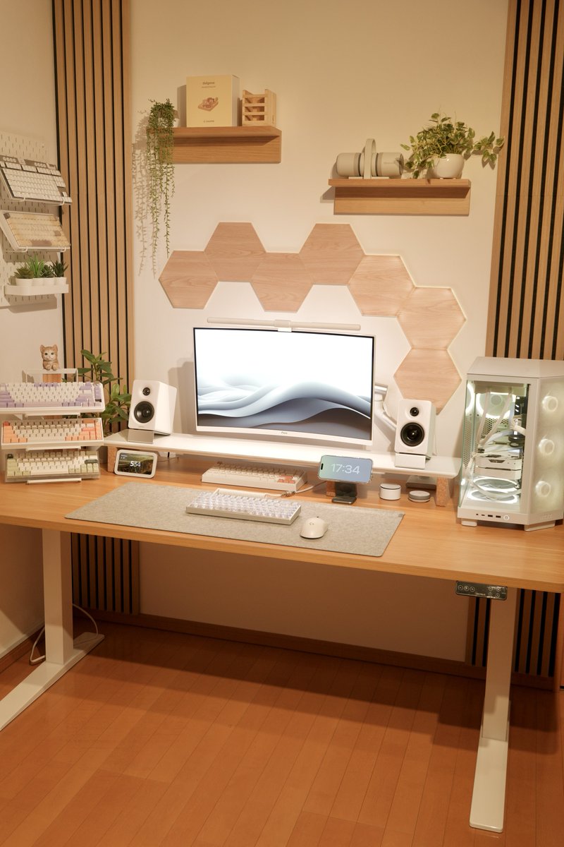 konamon0123's tweet image. 【#PR】
今回FlexiSpot(@FlexiSpot_JP )様より
電動昇降デスク「E7H」をご提供いただきました！

✔︎︎︎︎最大耐荷重160kg！
✔︎︎︎︎デュアルモーター搭載で滑らかな動作
✔︎︎︎︎コの字型デザインで強度が高く足元スッキリ
✔︎︎︎︎USBハブ搭載昇降コントローラー…