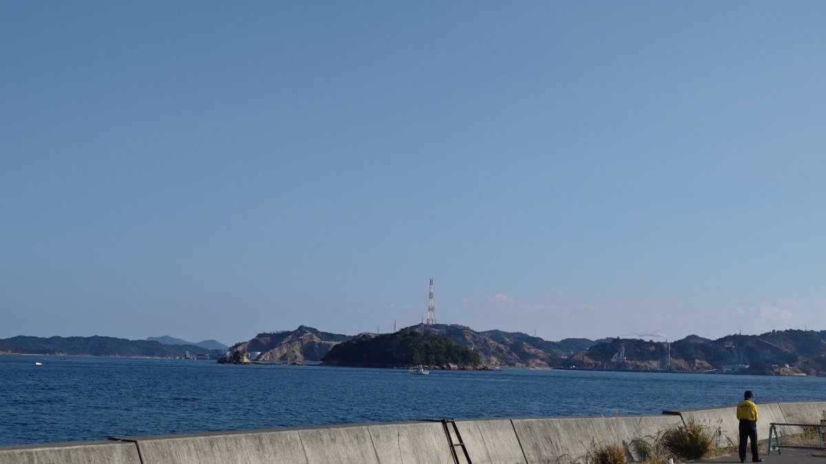 smithsyoshi's tweet photo. 日帰りで行ける所を探していたら #SETOUCHICONTEMPORARY2025 #Scandal が出演することを知り急遽参加しました。行ってよかった。#宇野 良いところでした。昔、寝台特急 #瀬戸 の到着駅がこの地でしたね。#ブルートレイン 憧れでした。 https://t.co/hNMtyKvy5l
