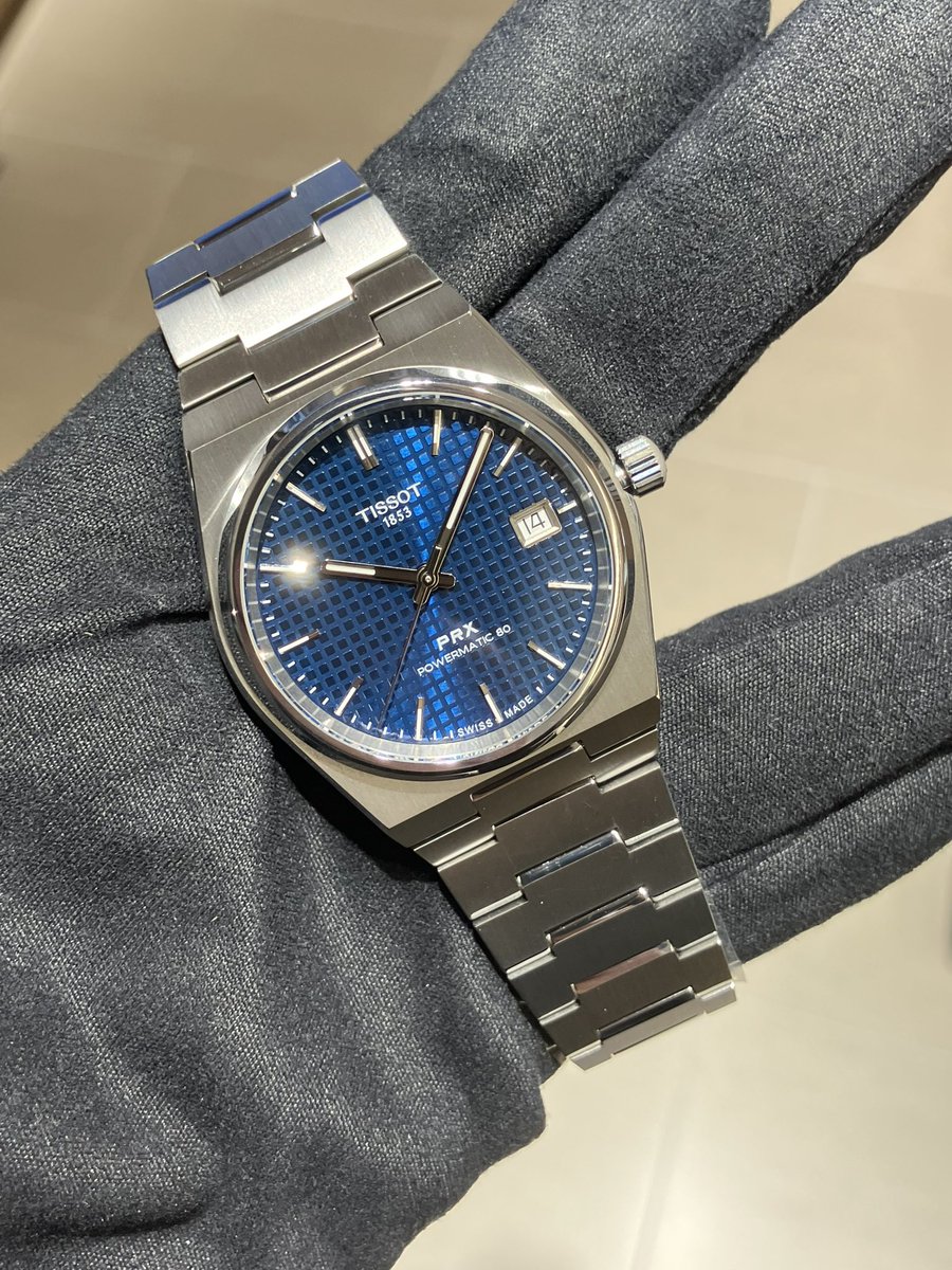 PRX チタニウム 38mm ブルー文字盤入荷しました。 今までのPRXにない