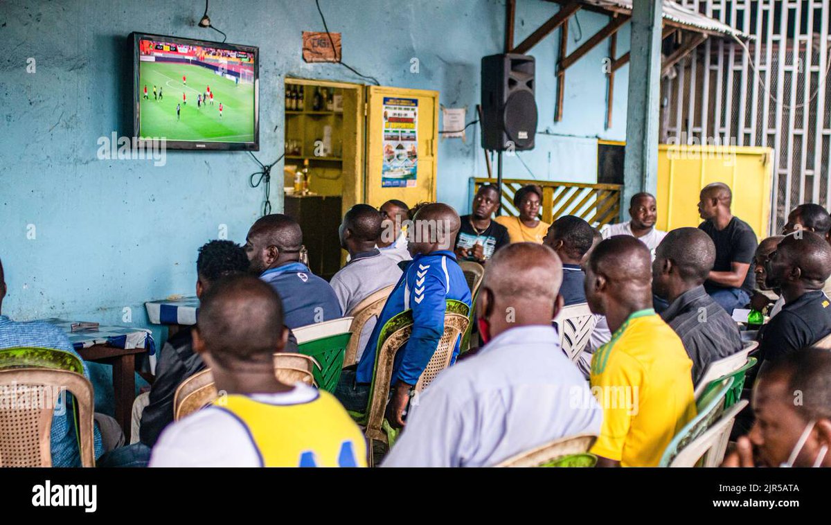 teejanson's tweet image. During harmattan season, neighbors—regardless of origin—exchange balms, water, and warm drinks to cope with the climate together. #OneNationAllFaiths #SharedHope #UnityBeyondReligion