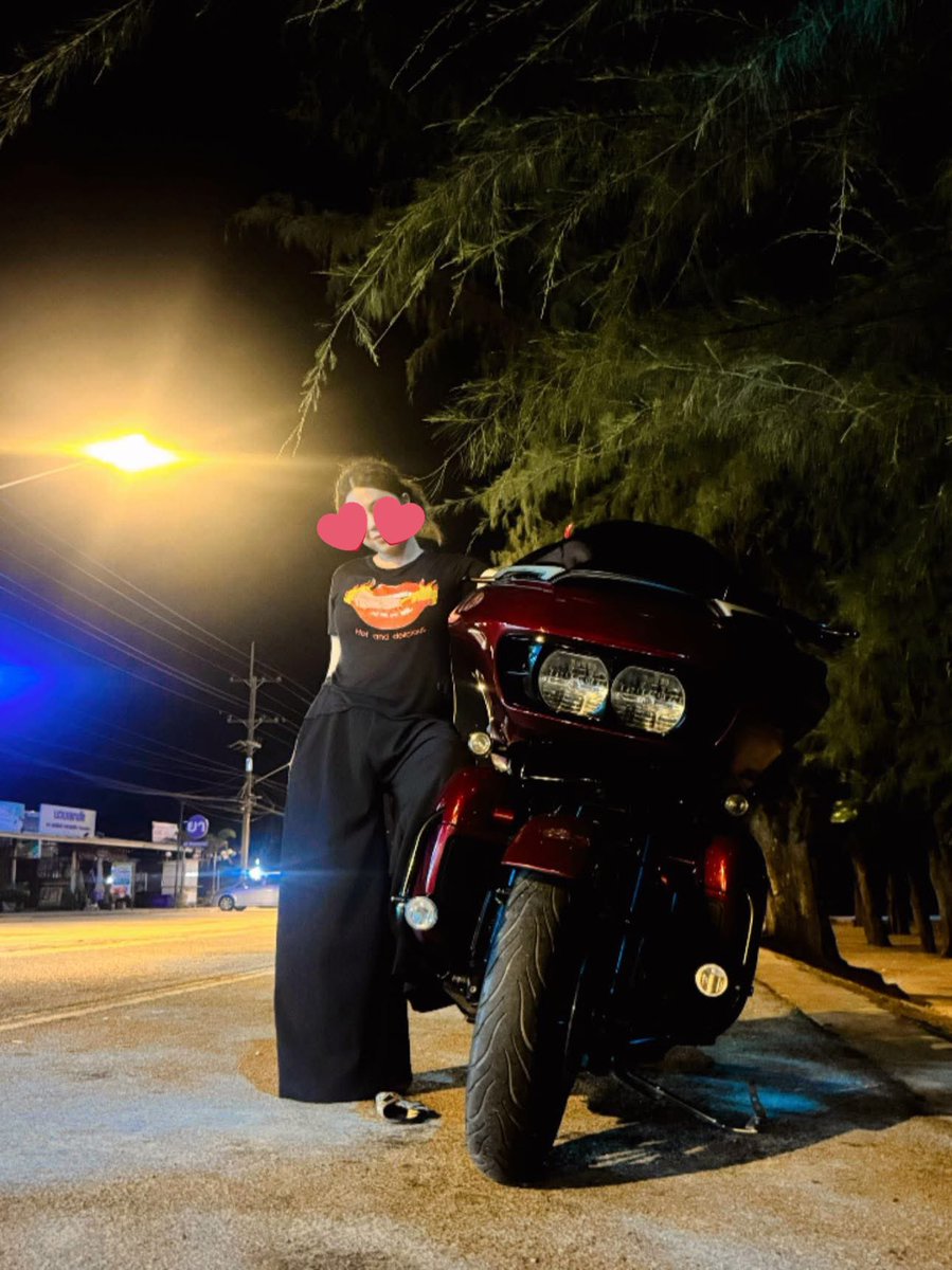 กะเทยนะคะ tweet media